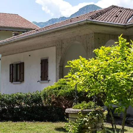 Nonna Elvira House * Bondone